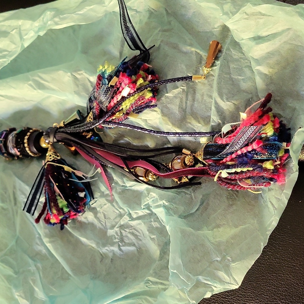 BNWT 24" Tassle Necklace